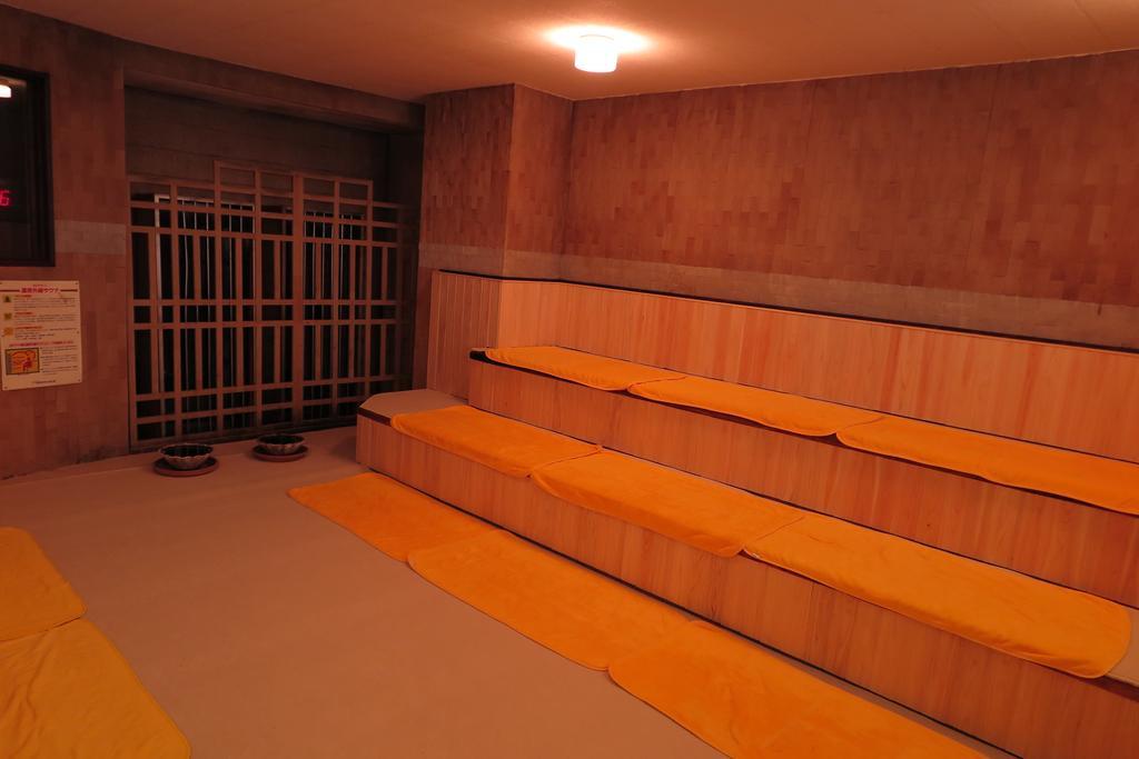 אוקיאמה Sauna And Capsule Hotel Hollywood חדר תמונה